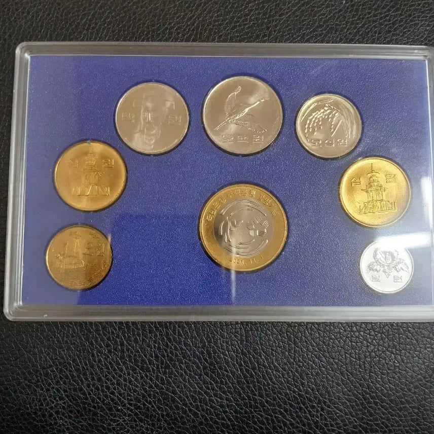 [BUNJANG] 2001 Kookmin Bank Merger Commemorative Coin Set / 2001년 국민 주택은행 합병기념 주화세트 (특A급)