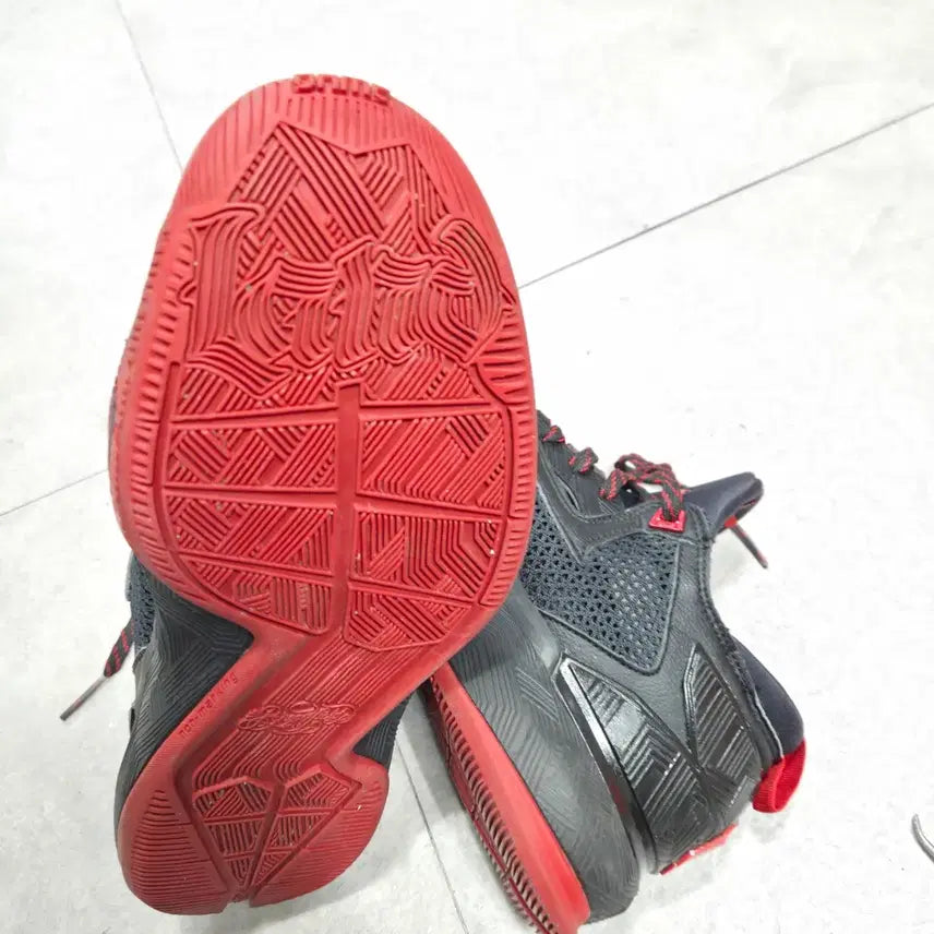 [BUNJANG] Adidas Damian Lillard 2.0 Basketball Shoes / 아디다스 데미안 릴라드2,0데임2,0농구화260