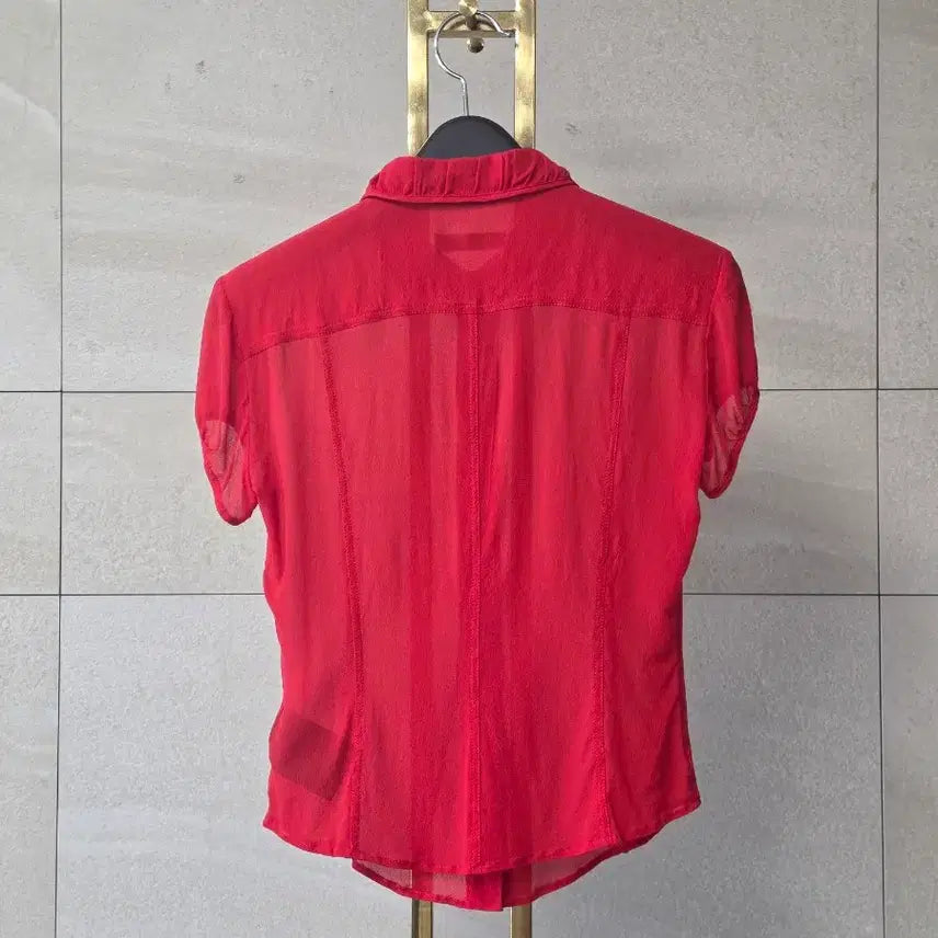 [BUNJANG] Burberry Silk Round Collar Blouse / 버버리 이태리 메이드 실크 라운드 카라 블라우스