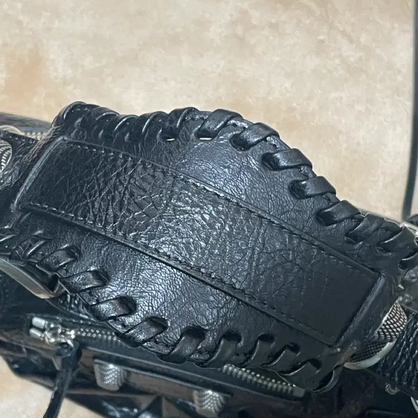 [BUNJANG] Balenciaga Le Cagole S Bag / 발렌시아가 르카골 S