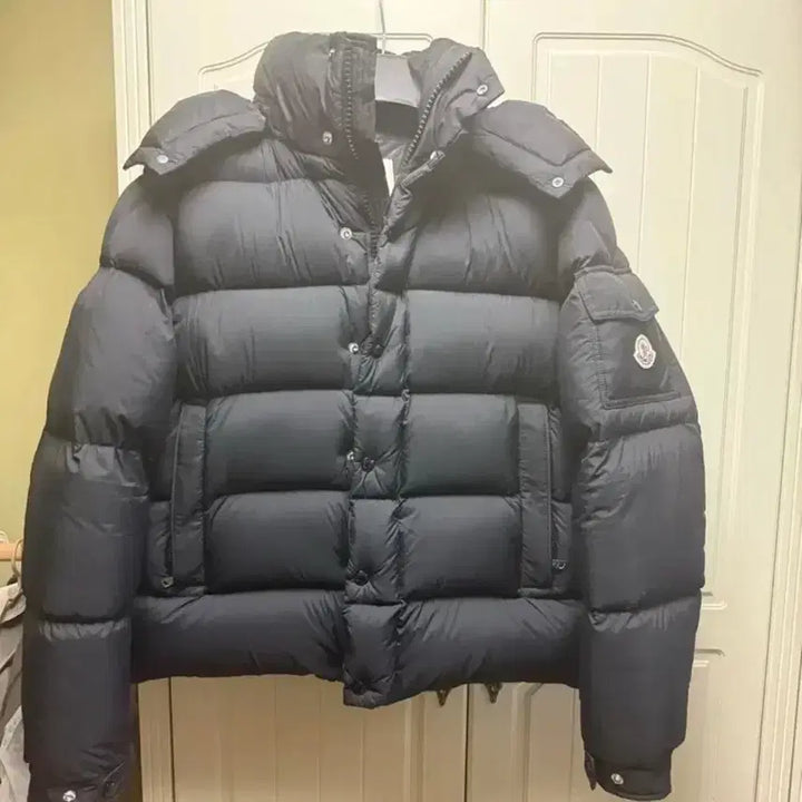 [BUNJANG] Moncler Bezerro 4 / 몽클레어 베제르4