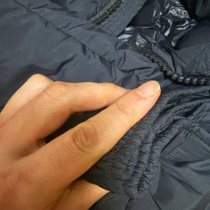 [BUNJANG] Moncler Bezerro 4 / 몽클레어 베제르4