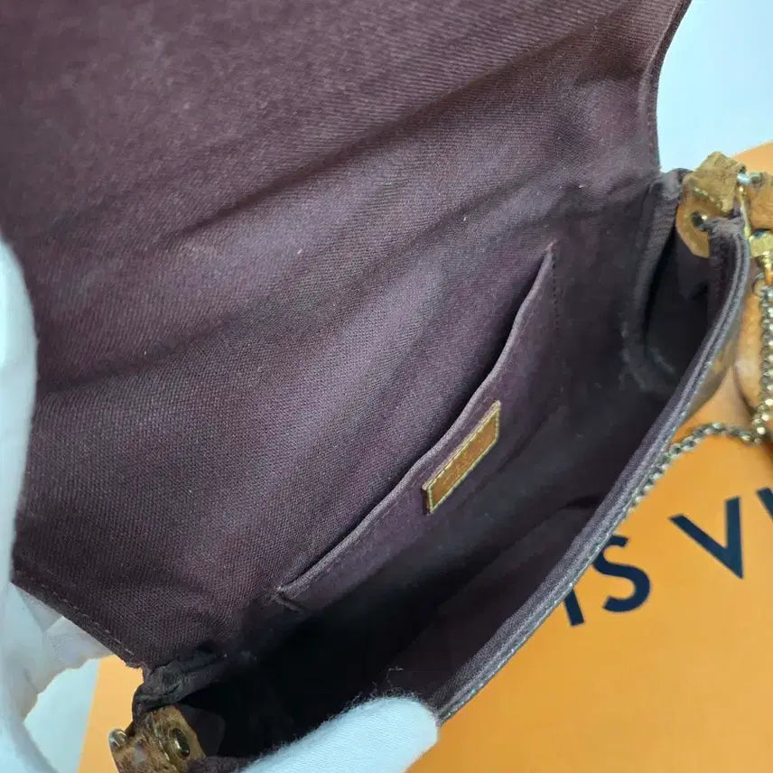 [BUNJANG] Louis Vuitton Favorite Crossbody Bag / [정품][A급] 루이비통 페이보릿 크로스백