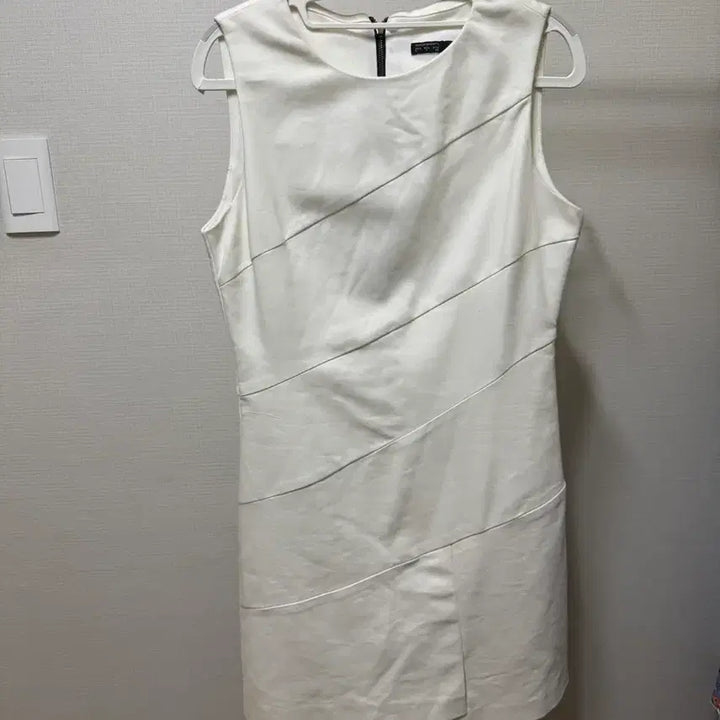 [BUNJANG] Zara White Cap Sleeve Shirred Dress / 자라 화이트 캡소매 셔링 원피스