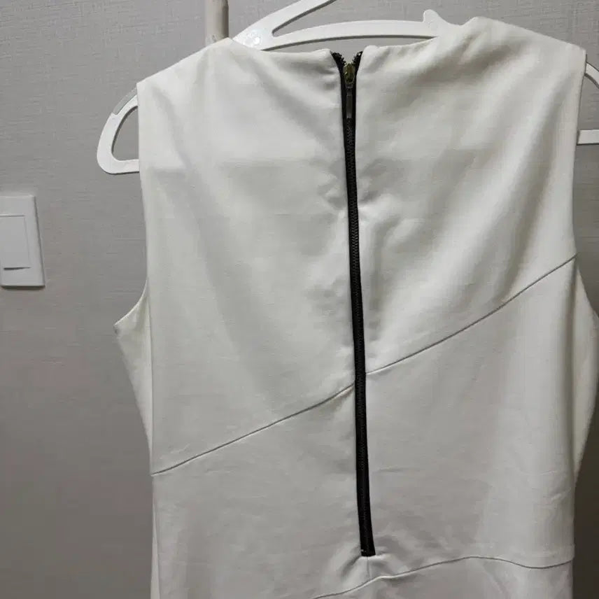[BUNJANG] Zara White Cap Sleeve Shirred Dress / 자라 화이트 캡소매 셔링 원피스