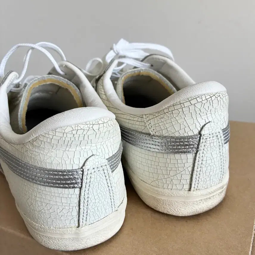 [BUNJANG] Onitsuka Tiger Fabre Silver Sneakers / 오니츠카타이거 파브레 실버 270