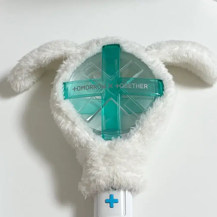 [BUNJANG] TXT Light Stick Version 1 Light Stick Bundle Set (Includes Cap) / 투바투 응원봉 모아봉 버전1 응원봉 모자 포함 일괄 콘서트