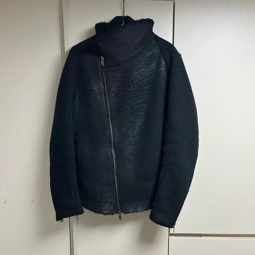 [BUNJANG] Transit Saseon High Neck Lambskin Mouton Jacket / 트랜짓 사선하이넥 램스킨 무스탕자켓