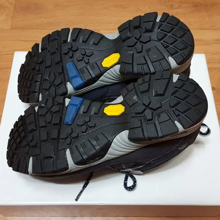 [BUNJANG] Timberland Pro Willow Trail ESD Women's Safety Hiking Shoes 235 / 1착)팀버랜드 프로윌로우 트레일 ESD 여성 안전화/등산화 235