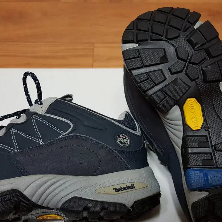 [BUNJANG] Timberland Pro Willow Trail ESD Women's Safety Hiking Shoes 235 / 1착)팀버랜드 프로윌로우 트레일 ESD 여성 안전화/등산화 235