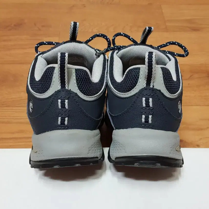 [BUNJANG] Timberland Pro Willow Trail ESD Women's Safety Hiking Shoes 235 / 1착)팀버랜드 프로윌로우 트레일 ESD 여성 안전화/등산화 235