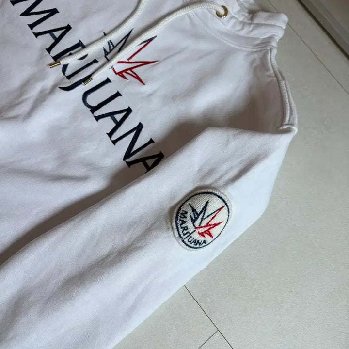 [BUNJANG] GCDS Marijuana Embroidered Hoodie / GCDS Marijuana 자수 후드티