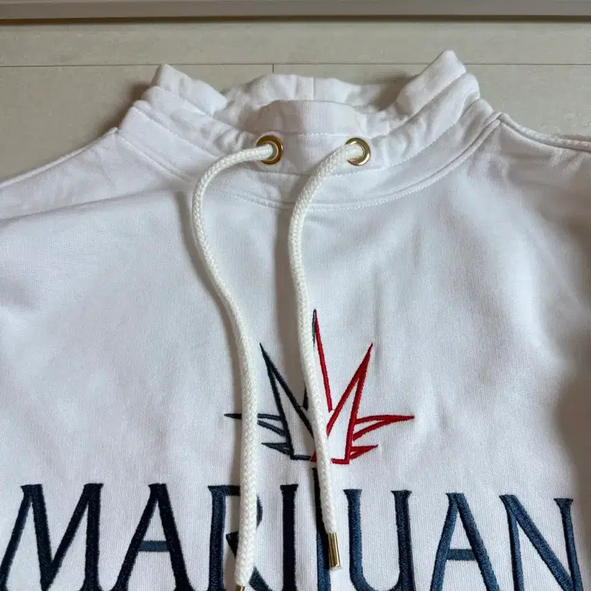 [BUNJANG] GCDS Marijuana Embroidered Hoodie / GCDS Marijuana 자수 후드티