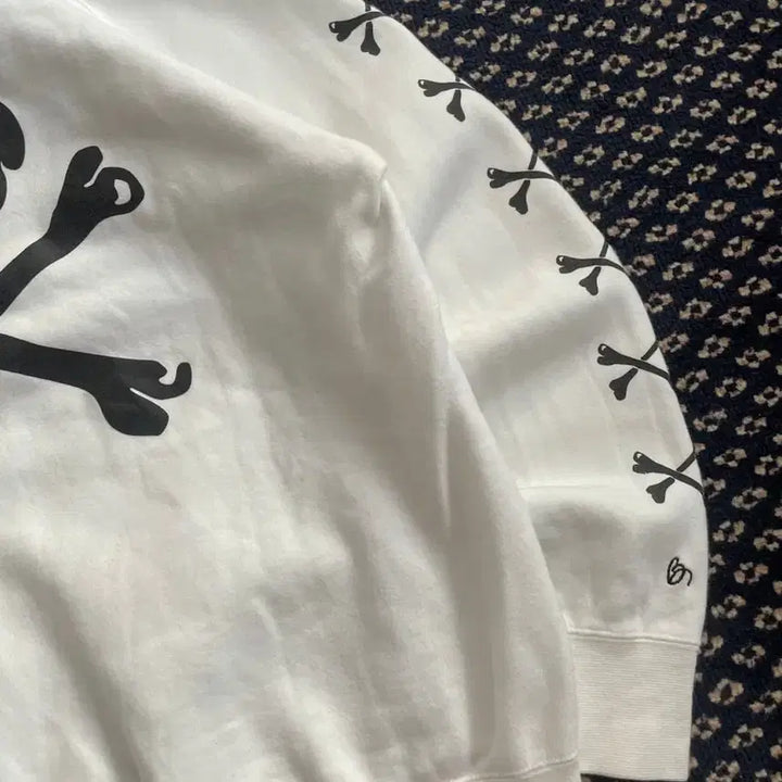 [BUNJANG] Double Step Skull Hoodie / 더블스탭 스컬 후드