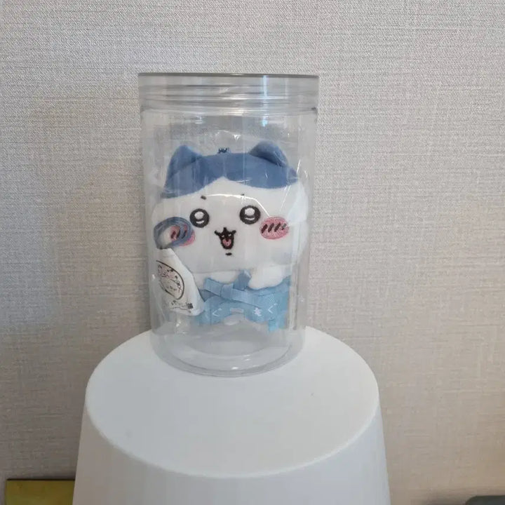 [BUNJANG] Chiikawa Mogumogu Honpo Clerk Mascot - Hachiware / 치이카와 모구모구혼포 점원 마스코트 - 하치와레