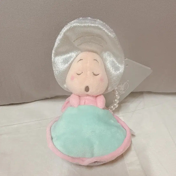 [BUNJANG] Disney Young Oyster Plush Doll Keychain / 디즈니 영오이스터 플러시 인형 키링