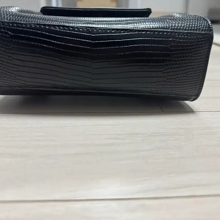 [BUNJANG] Find Kapoor 18 Kringled Bag / 파인드카푸어 마티백 18 크링글드