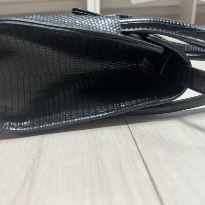 [BUNJANG] Find Kapoor 18 Kringled Bag / 파인드카푸어 마티백 18 크링글드