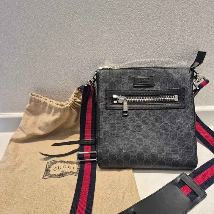 [BUNJANG] Gucci Messenger Bag / 구찌 메신저백