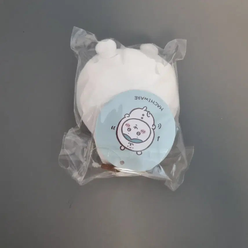 [BUNJANG] Nongdamgom Hachiware Costume / 농담곰 탈을 쓴 하치와레 (농담곰 옷을 입은 히치와레)