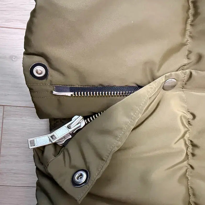 [BUNJANG] Theory Khaki Padded Jacket / 띠어리 카키 패딩