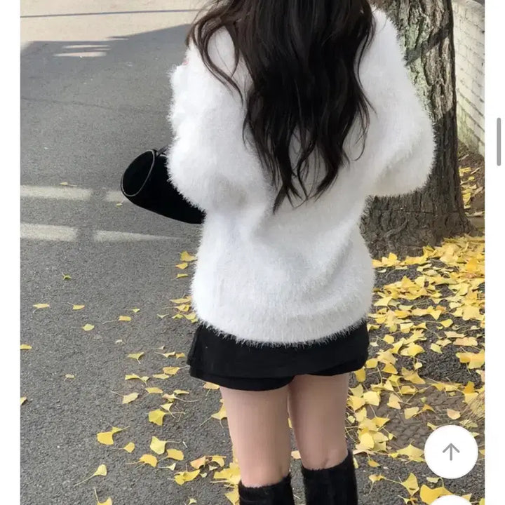 [BUNJANG] Second Place White Angora Fur Cardigan / 세컨드플레이스 화이트 앙고라 퍼 가디건