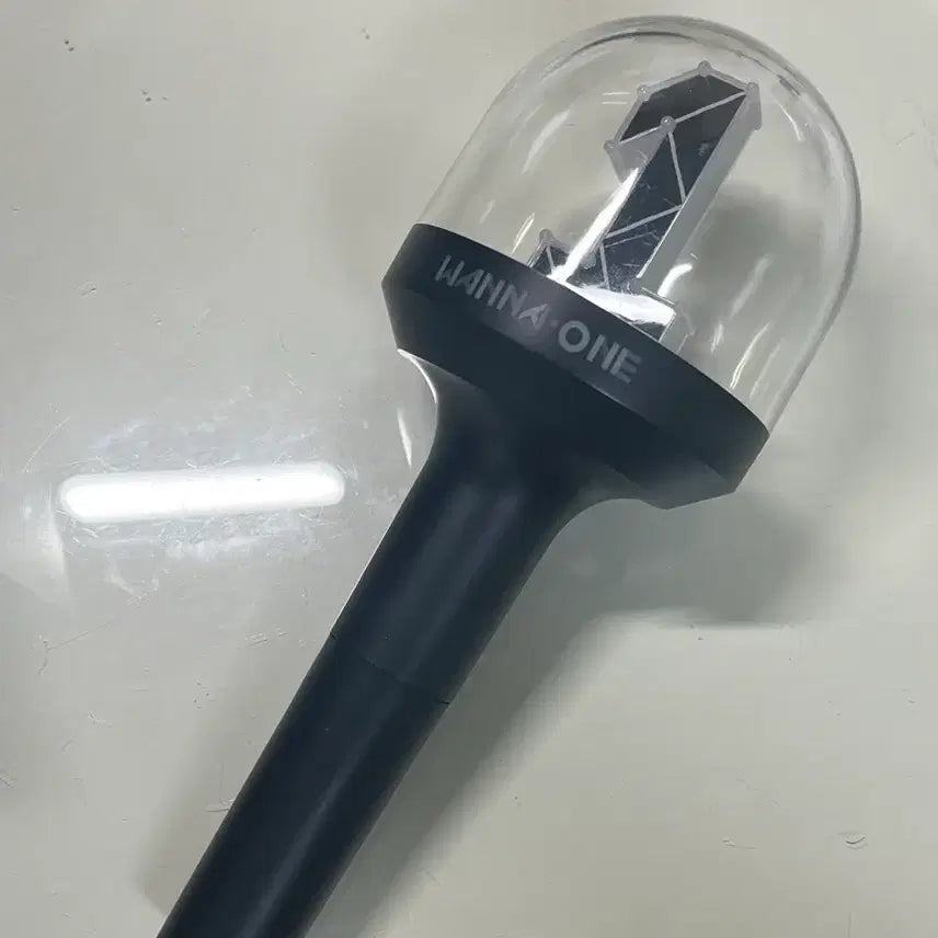 [BUNJANG] Wanna One Official Light Stick / 너블봉 판매