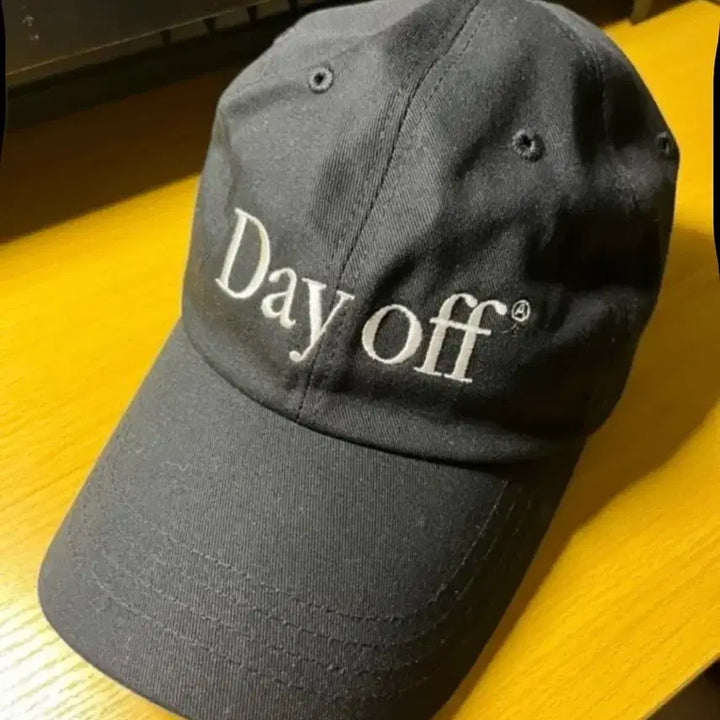 [BUNJANG] A.K.A White Day Off Ball Cap Black / 에이카화이트 Day Off 볼캡 블랙