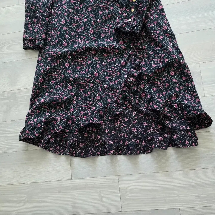 [BUNJANG] Hakesh Wrap Dress / 하케쉬 원피스