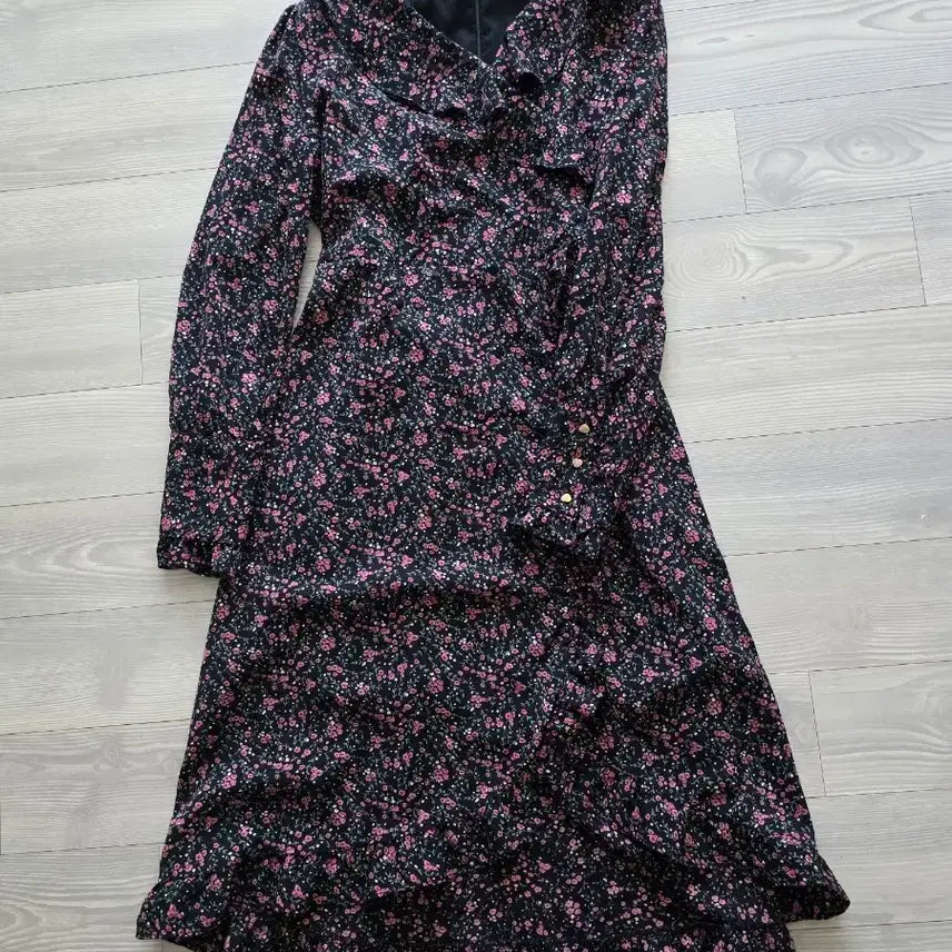 [BUNJANG] Hakesh Wrap Dress / 하케쉬 원피스