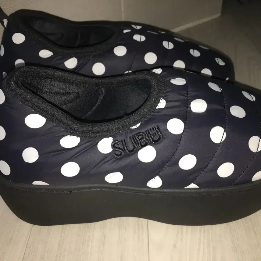 [BUNJANG] SUEE VAMP Platform Dot Shoes / 스부 뱀프 플랫폼 도트 0 size (240-250)