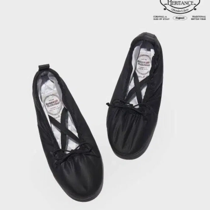 [BUNJANG] Rockfish Weatherwear Black Padded Flat Shoes / (1회 착용, 상자보관) 락피쉬웨더웨어 블랙 플랫슈즈