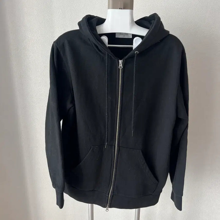 [BUNJANG] Romantic Fire-Pirates Black Zip-up Jacket (Double Zipper) - Size M / 로맨틱파이어리츠 / 블랙 집업 / 이중지퍼 / M