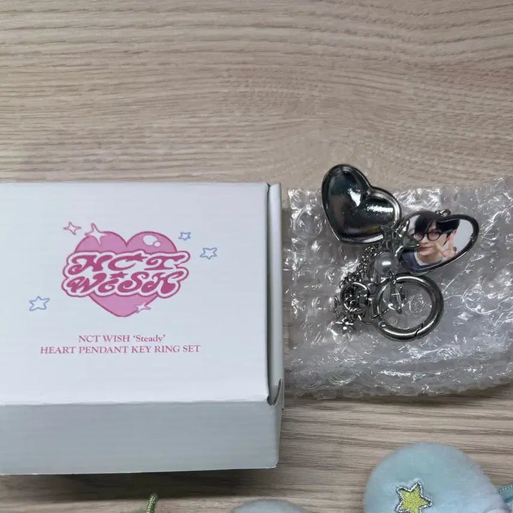 [BUNJANG] NCT WISH Yushi Steady Keyring Set / NCT WISH 하트 키링 세트 Steady 유우시