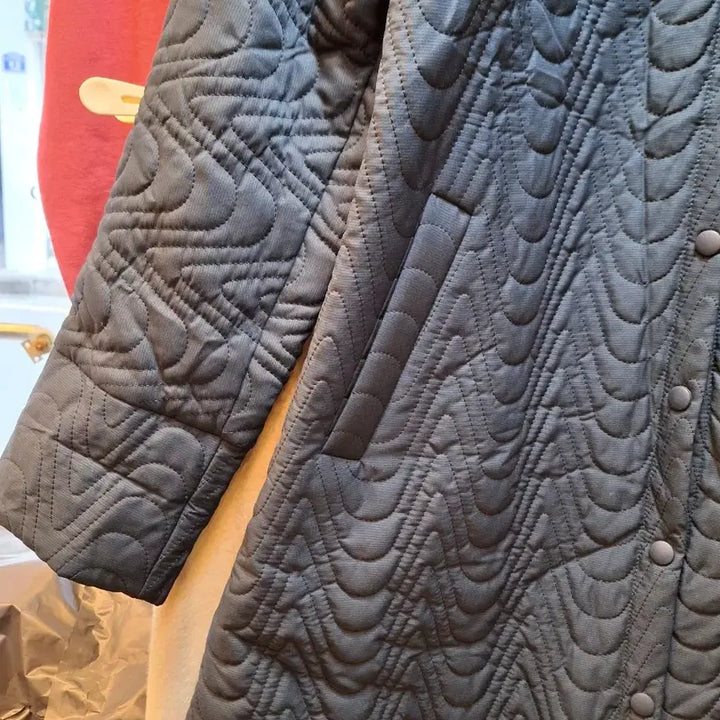 [BUNJANG] Kim Chang-sook Quilted Hooded Long Coat / 김창숙 퀼팅 후드 롱 코트