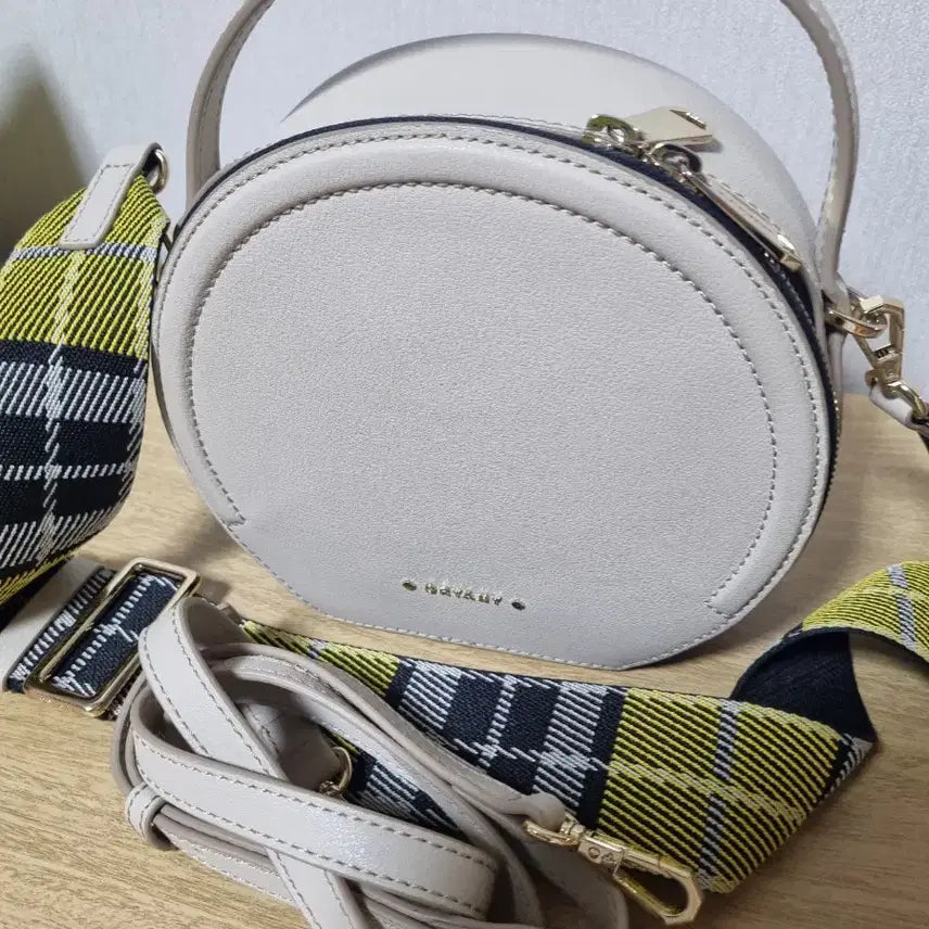 [BUNJANG] O!Oi Crossbody Bag / 오야니 크로스백