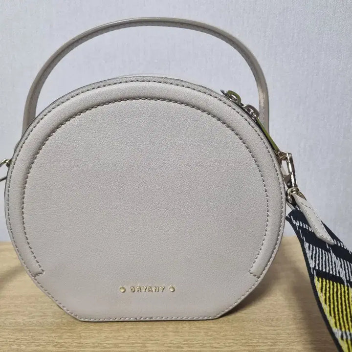 [BUNJANG] O!Oi Crossbody Bag / 오야니 크로스백