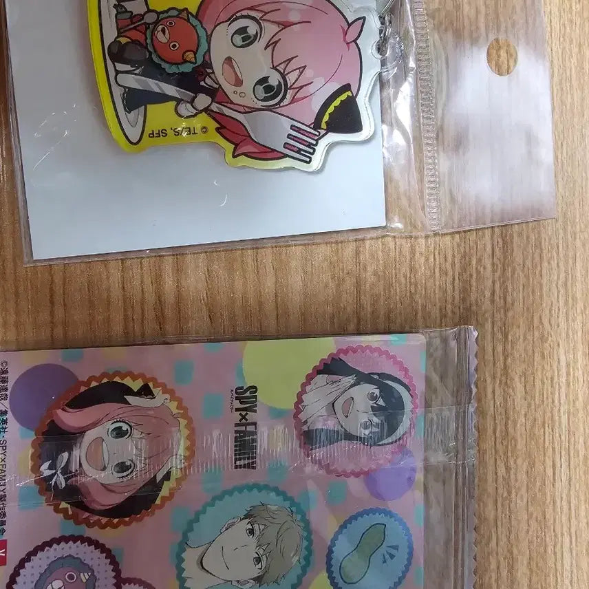[BUNJANG] Spy x Family Anya Keyring, Wafer Card / 스파이패밀리 아냐 키링, 웨하스 카드