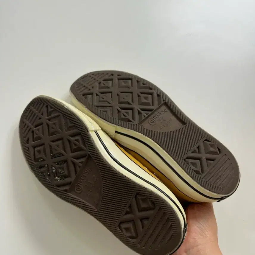 [BUNJANG] Converse Chuck Taylor 70s Low Sunflower (Size 230) / 컨버스 척테일러 70s 로우 썬플라워 230