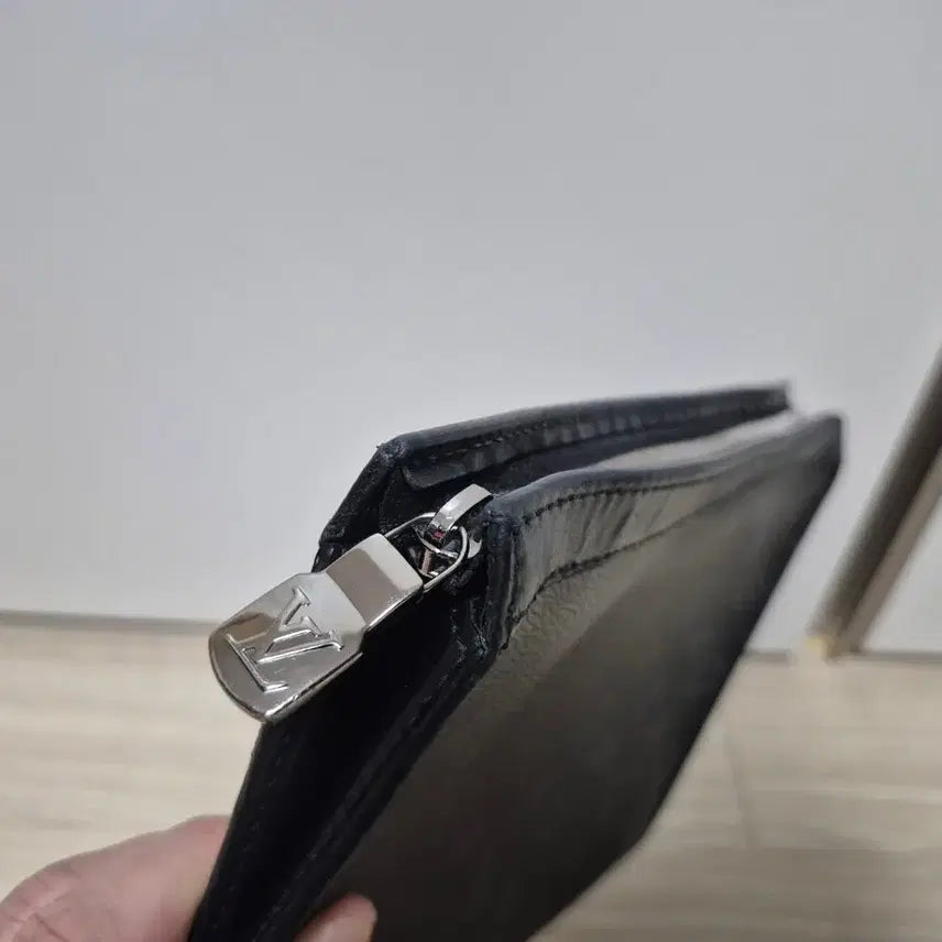 [BUNJANG] Louis Vuitton Monogram Pochette Voyage Clutch / 루이비통 정품 모노그램 포쉐트 보야주 클러치 팝니다