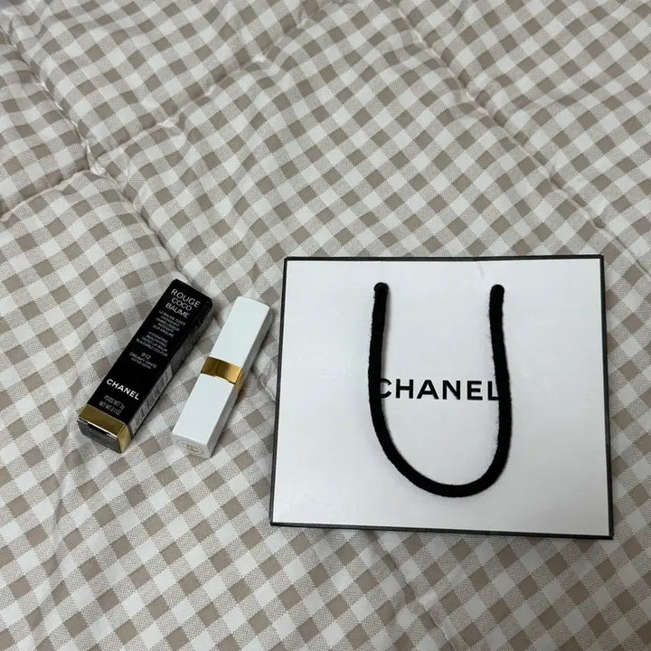 [BUNJANG] Lip Balm (New) / 샤넬 립밤 새상품