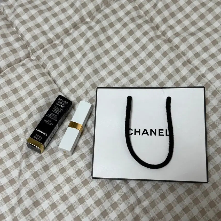 [BUNJANG] Lip Balm (New) / 샤넬 립밤 새상품