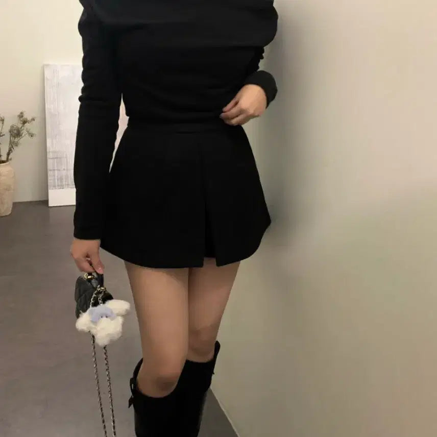 [BUNJANG] Objetest Onze Off-Shoulder Knit / 오브제스트 온즈 오프숄더 니트