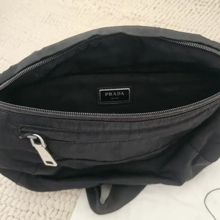 [BUNJANG] Prada Nylon Fanny Pack Black / 데이식스 원필 가방 18SS 프라다 018 나일론 패니백 바이커백 스몰