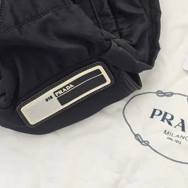 [BUNJANG] Prada Nylon Fanny Pack Black / 데이식스 원필 가방 18SS 프라다 018 나일론 패니백 바이커백 스몰