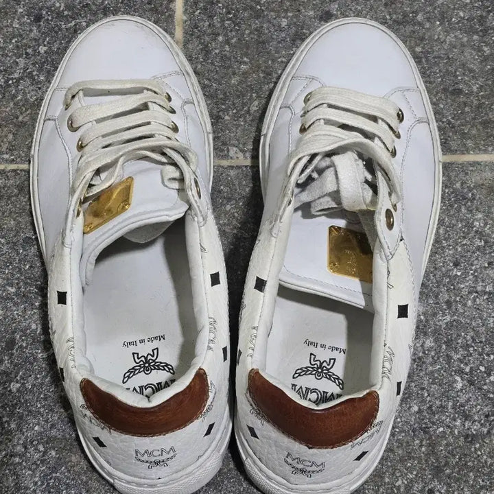 [BUNJANG] MCM White Logo Print Sneakers Size 37 / MCM 화이트 로고 프린트 스니커즈 37사이즈