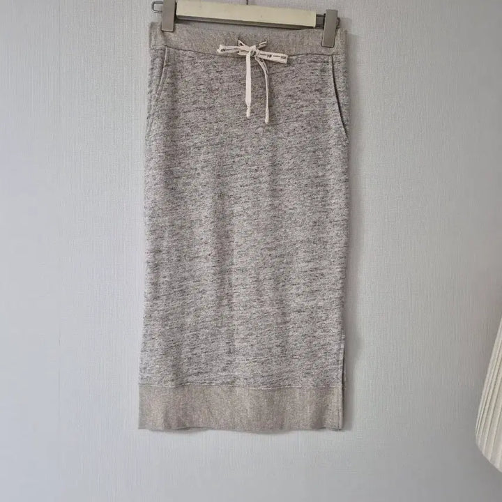 [BUNJANG] Athe Vanessa Bruno Grey H-Line Midi Skirt / [아떼바네사부르노]회색 밴딩 H라인 스커트(허리27)