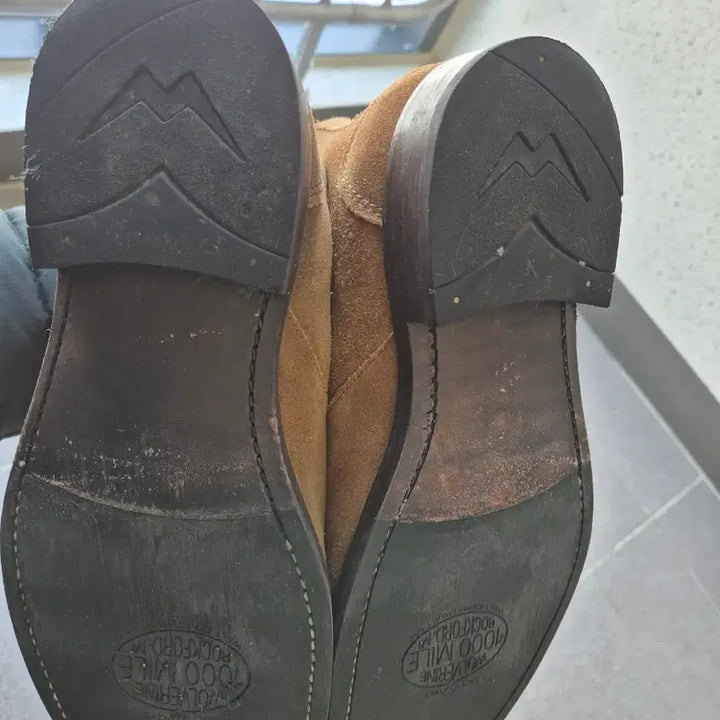 [BUNJANG] Wolverine 1000 Mile Chelsea Boots 9D / 울버린1000마일 첼시 부츠 9D