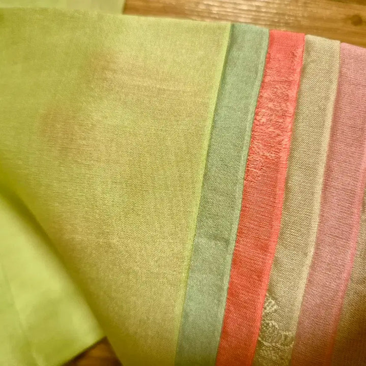 [BUNJANG] Green Ramie Embroidered Hanbok Jacket / 연두색 인견 꽃 자수 한복 저고리