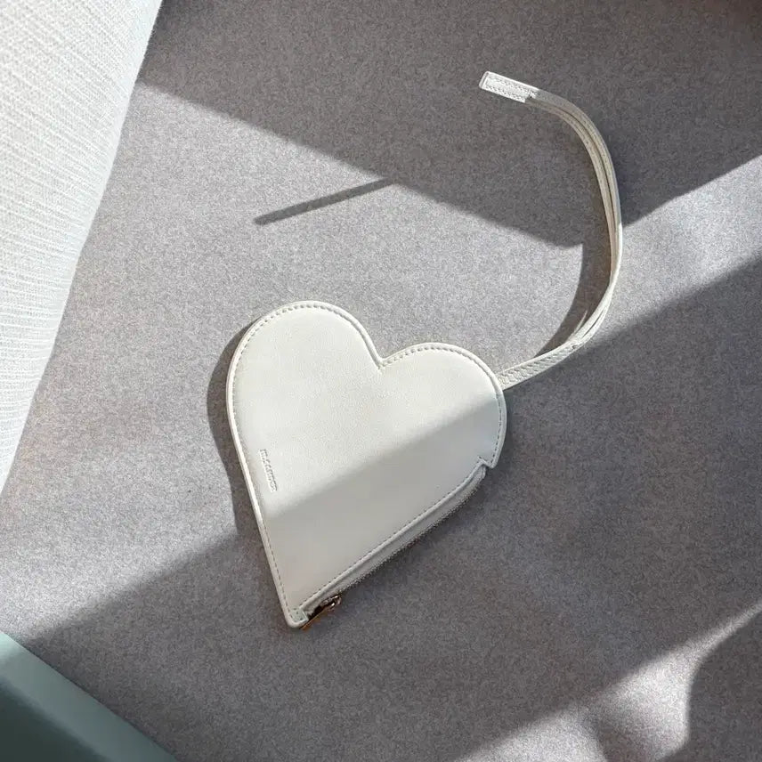 [BUNJANG] Jil Sander Heart Leather Pouch White / 질샌더 하트 레더 파우치 화이트